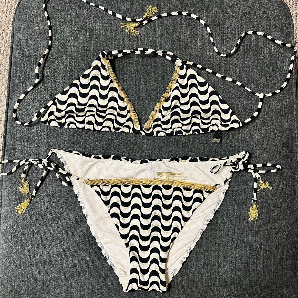 Victoria’s Secret B&W SWIMSUIT WITH gold detailing